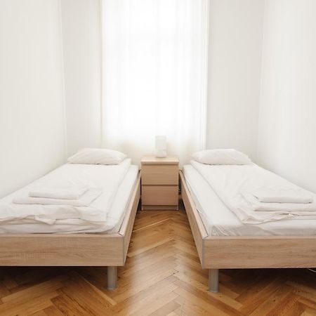 Vienna-Apartment-One Liechtensteinstrasse Екстериор снимка